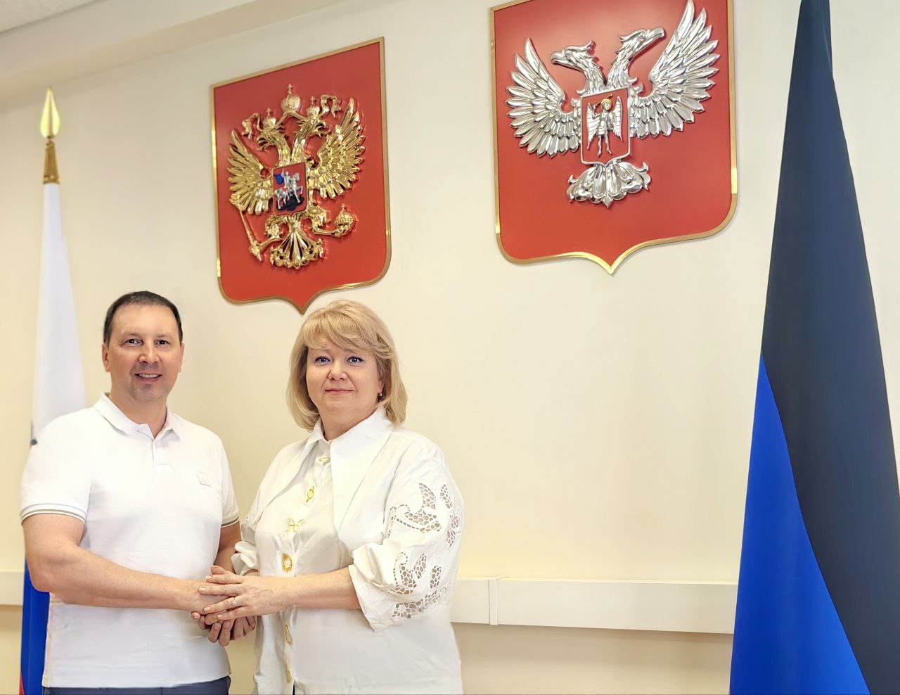 С дружественным визитом посетил Представительство Донецкой Народной Республики в городе Москва